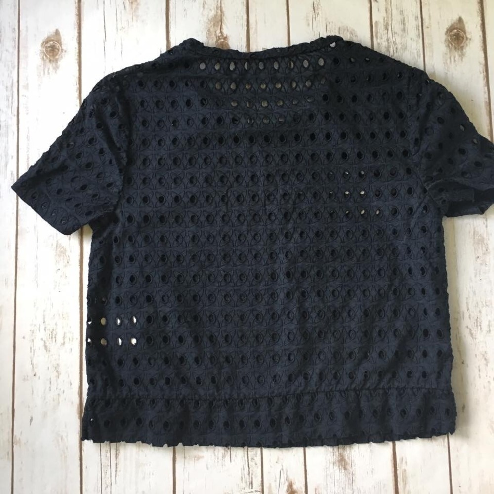 Banana Republic Eyelet Lace Top Women S 4 6 Navy Blue Cotton Coastal Boxy Preppy - Picture 2 of 4